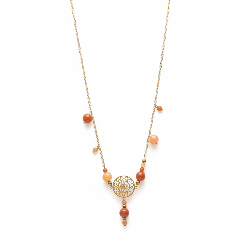 Collier Bohème cornaline fond blanc