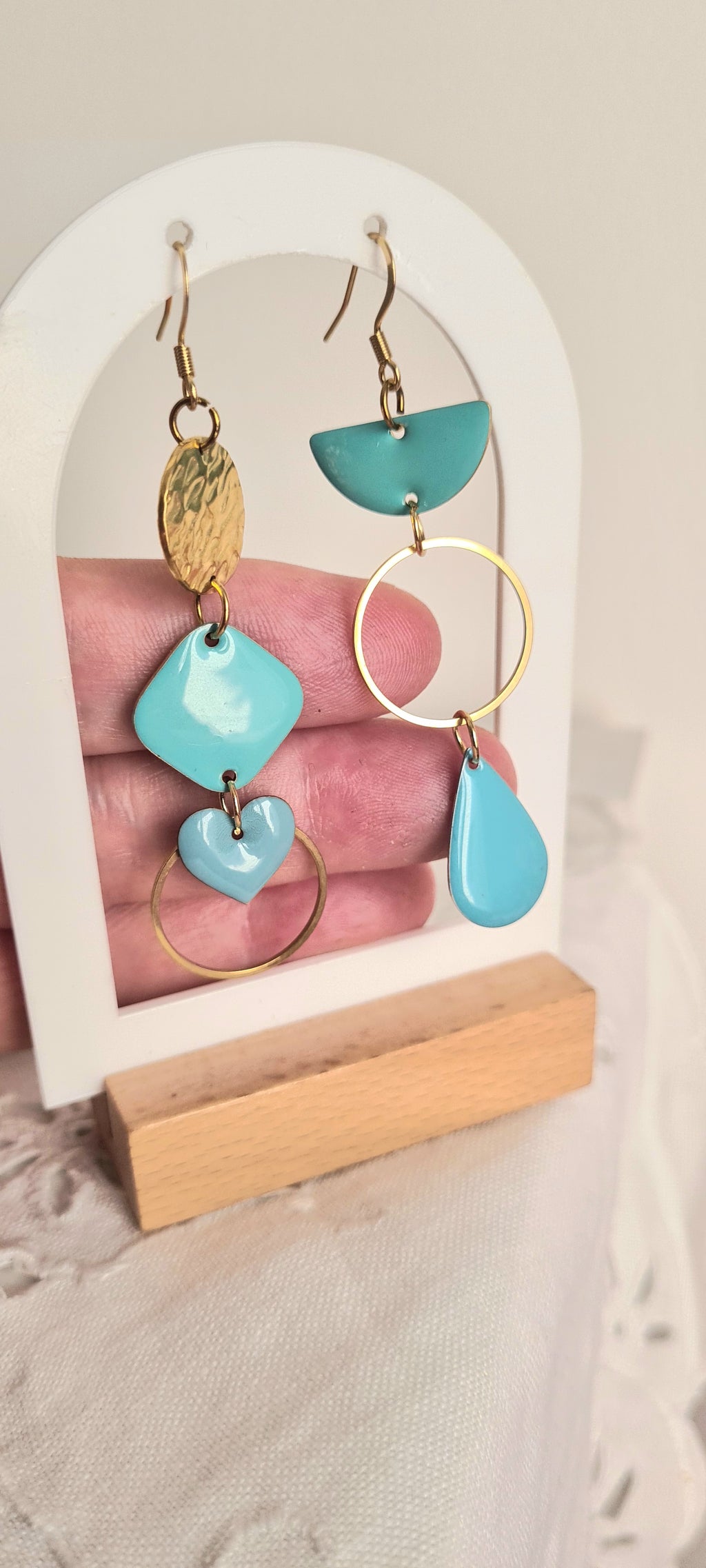 Boucles d'oreilles tendance couleur bleu lac