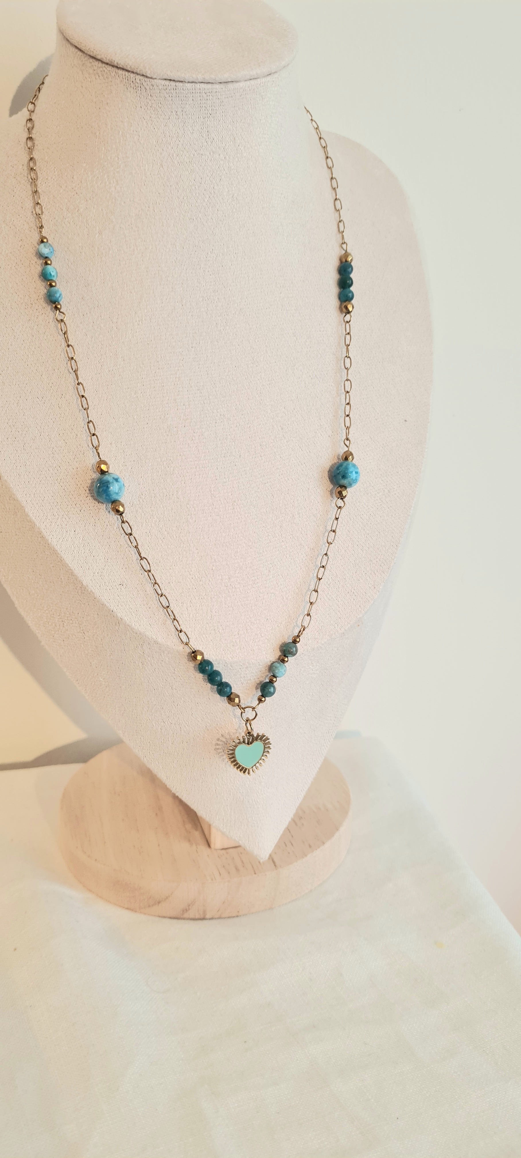 Collier lithotherapie pierre naturelle apatite , acier inoxydable Aline