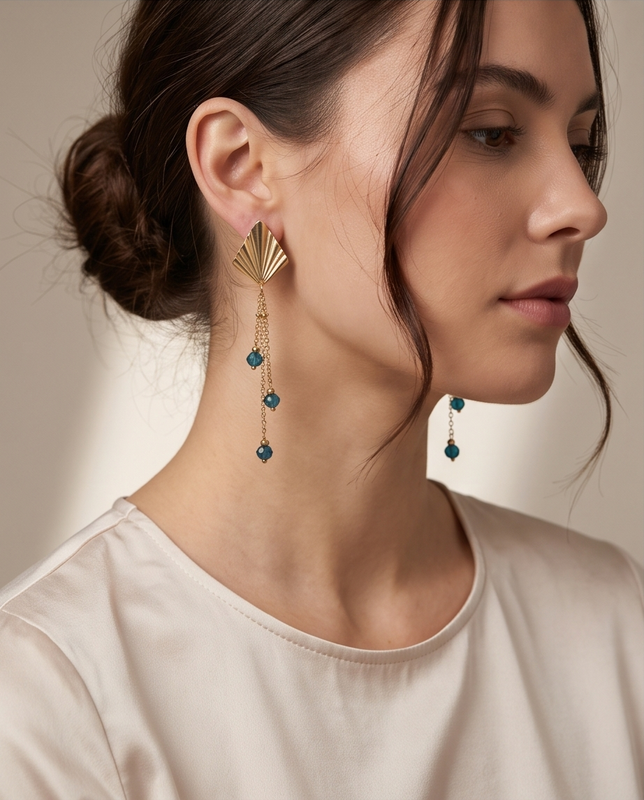 Boucles d'oreilles cristal bleu & acier doré — Élaine Bohème