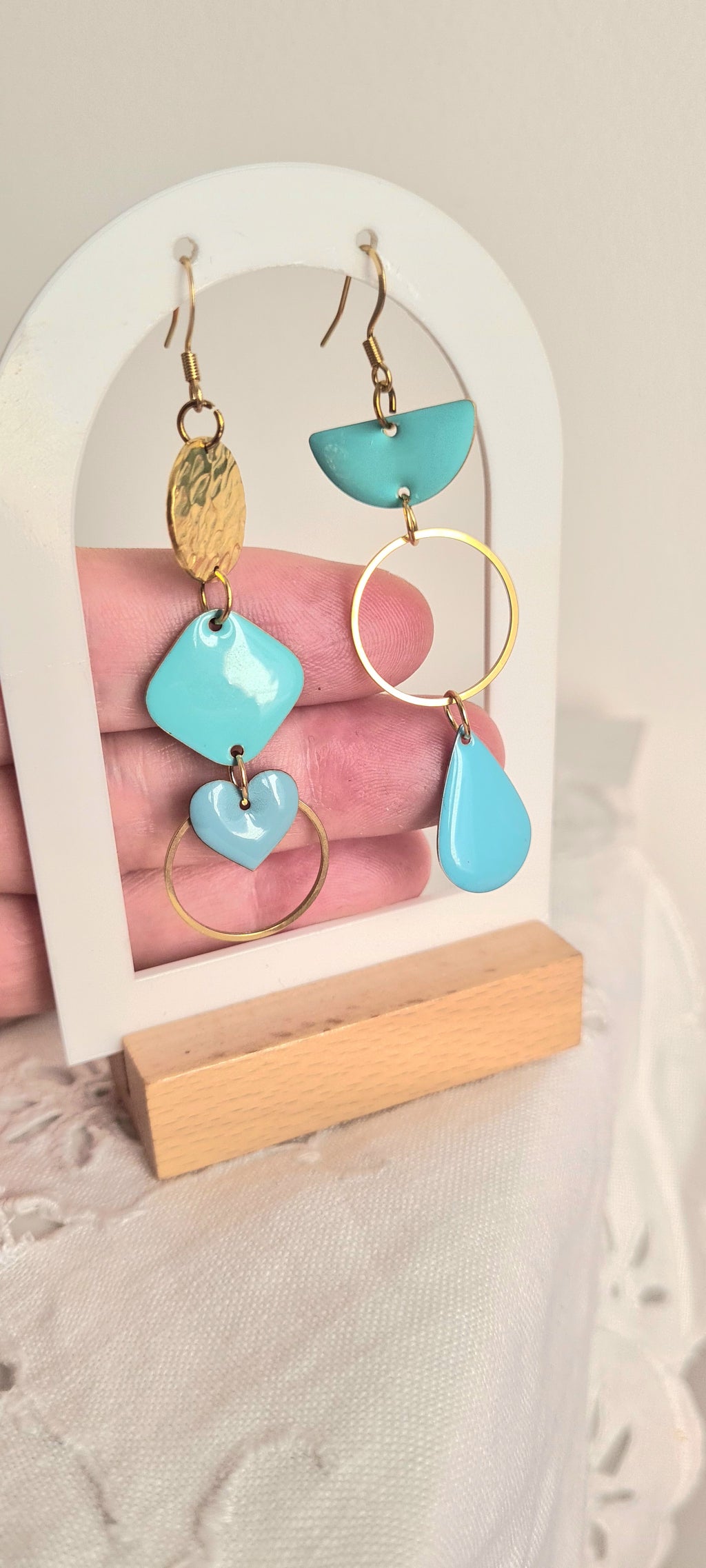 Boucles d'oreilles tendance couleur bleu lac