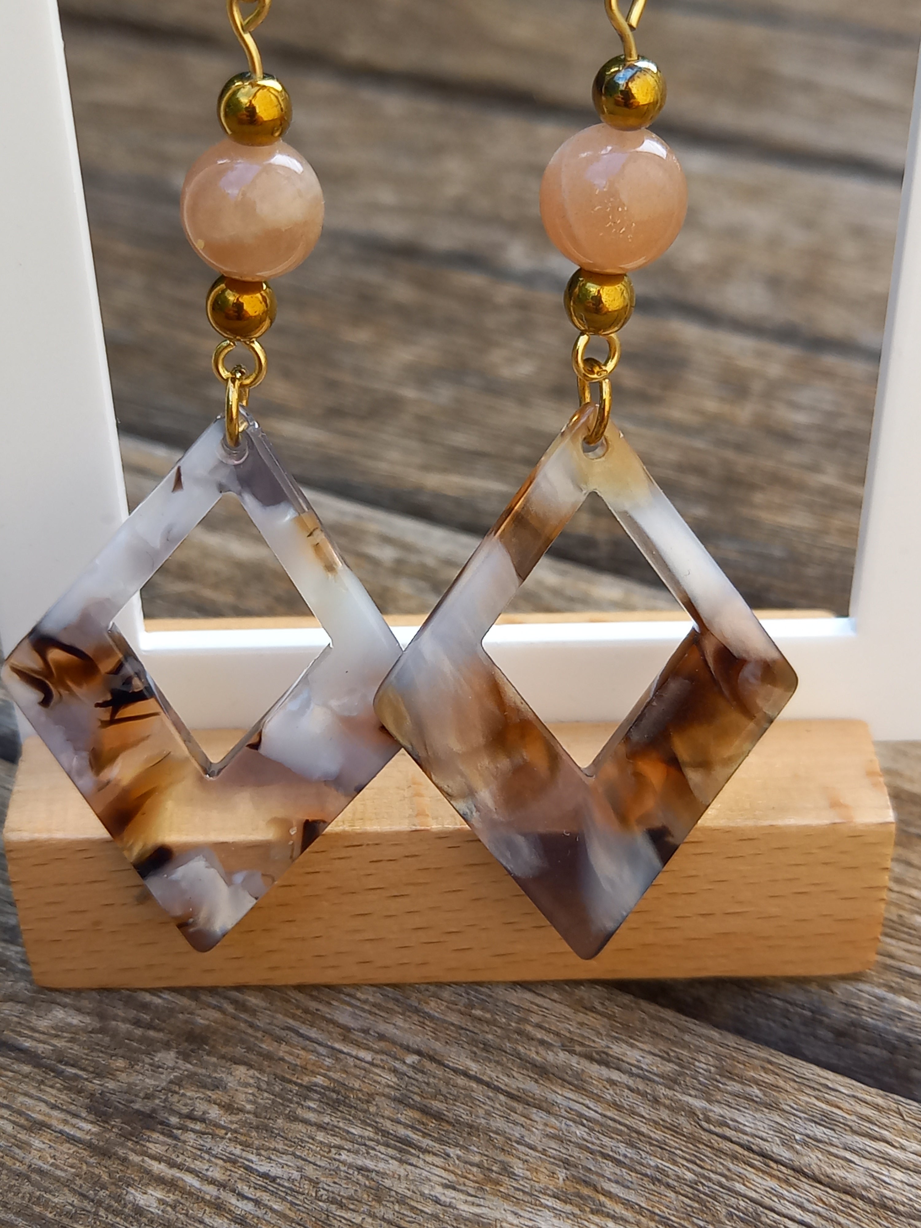 Boucles d oreilles beige