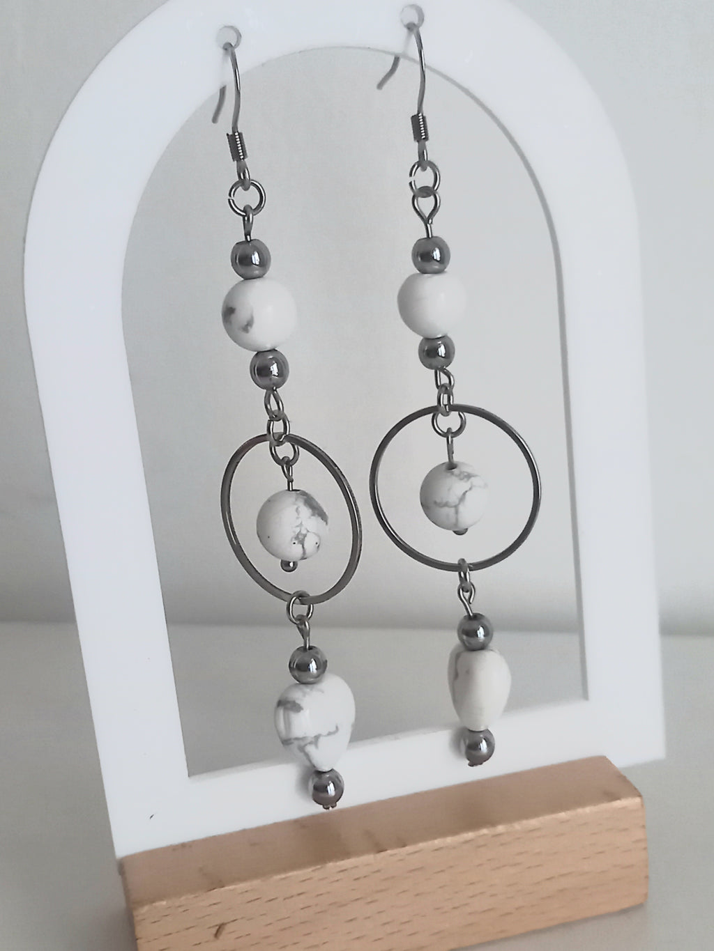 Boucles d'oreilles howlite - Perles naturelles acier inoxydable