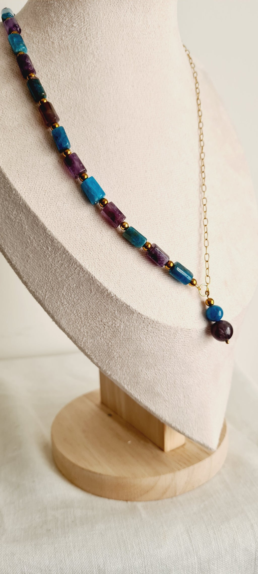 Collier lithotherapie améthyste apatite acier inoxydable lisa