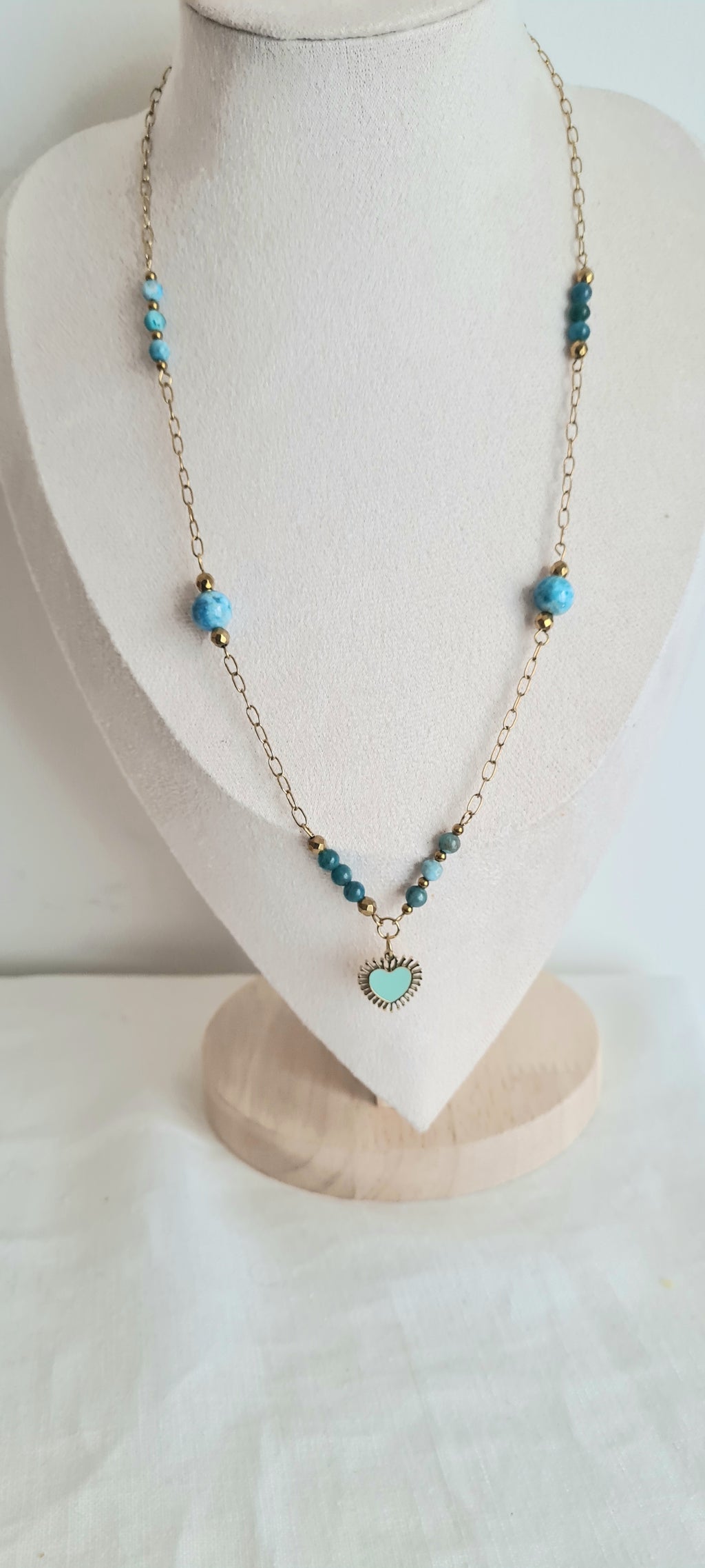 Collier lithotherapie pierre naturelle apatite , acier inoxydable Aline