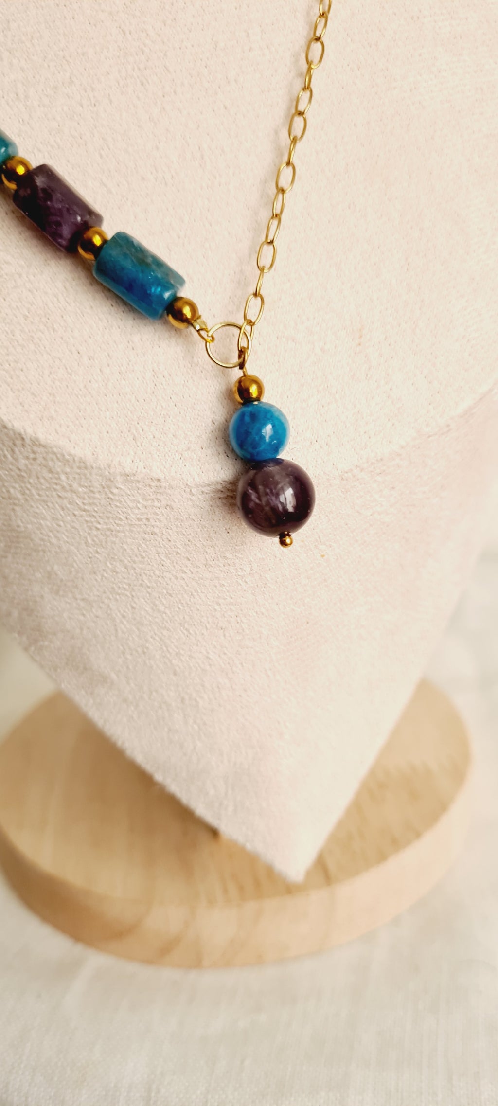 Collier lithotherapie améthyste apatite acier inoxydable lisa
