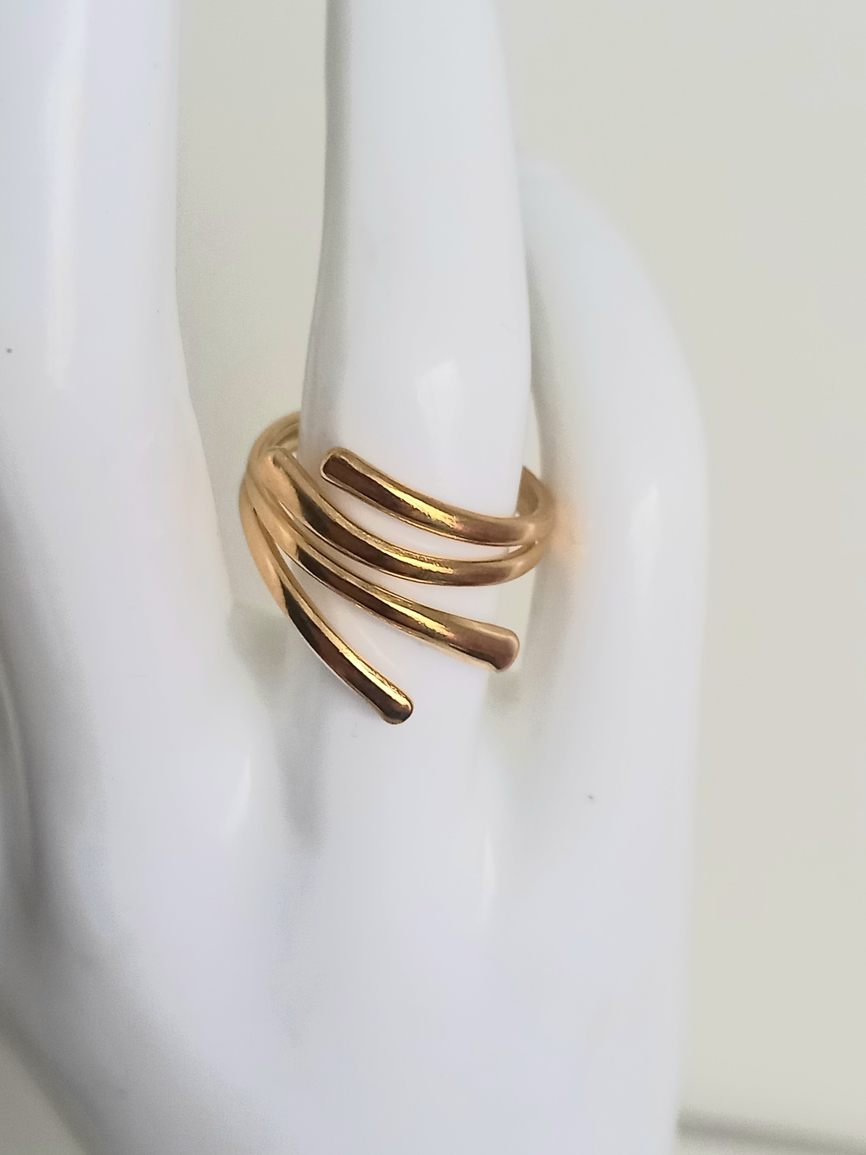 Bague acier inoxydable élégante - Taille 8 haute qualité