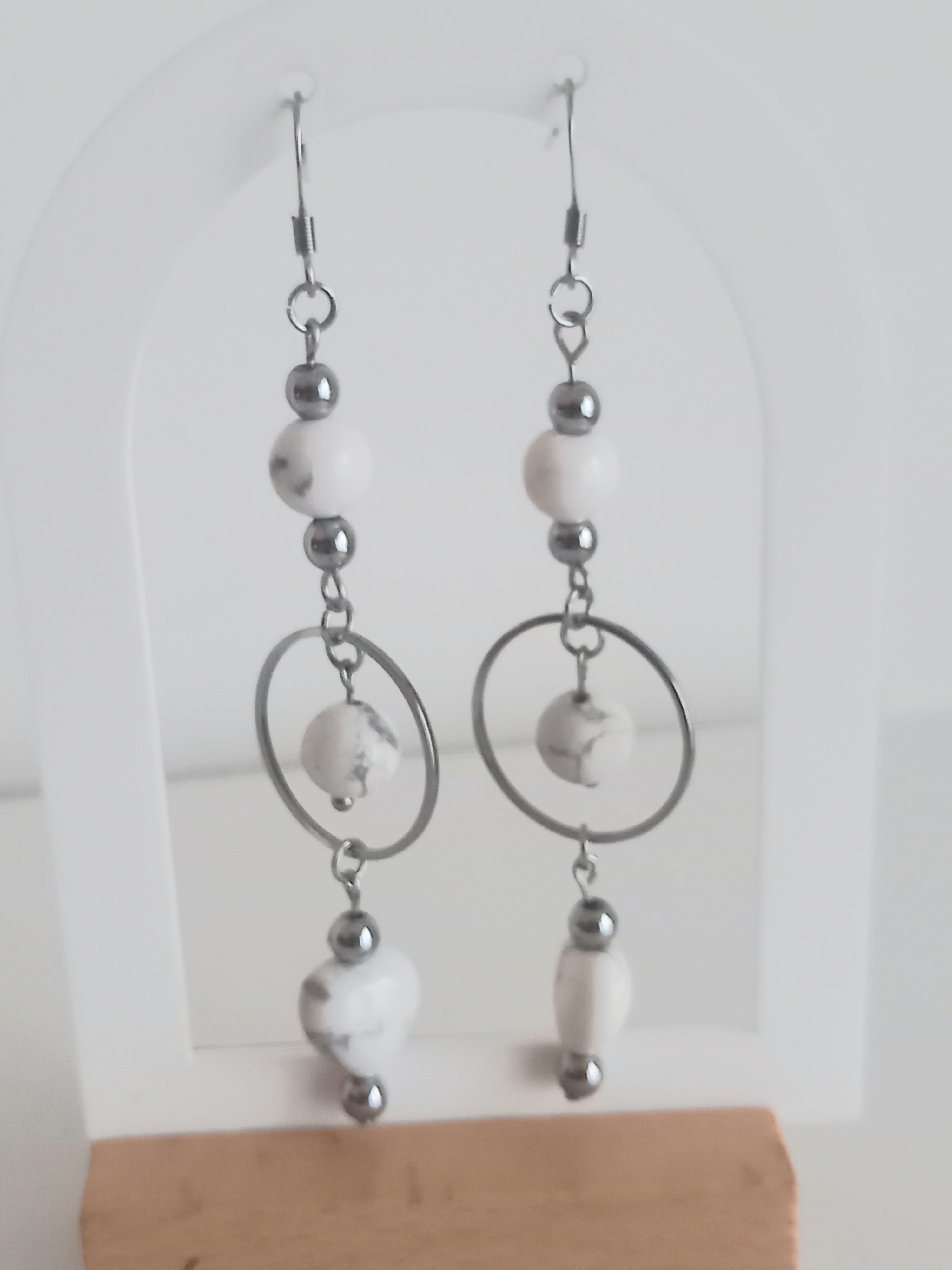 Boucles d'oreilles howlite - Perles naturelles acier inoxydable