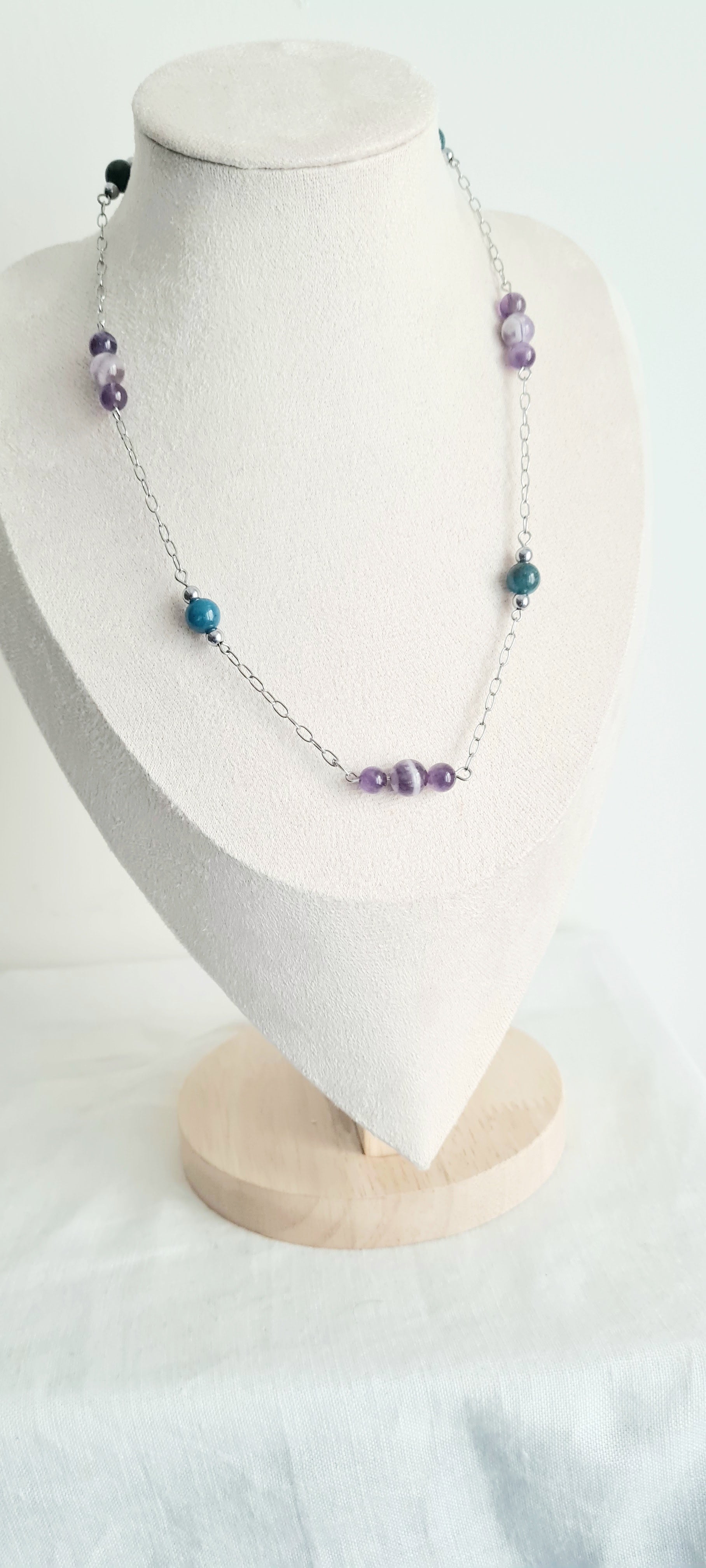 Collier Shanna – Améthyste & Apatite, Lithothérapie