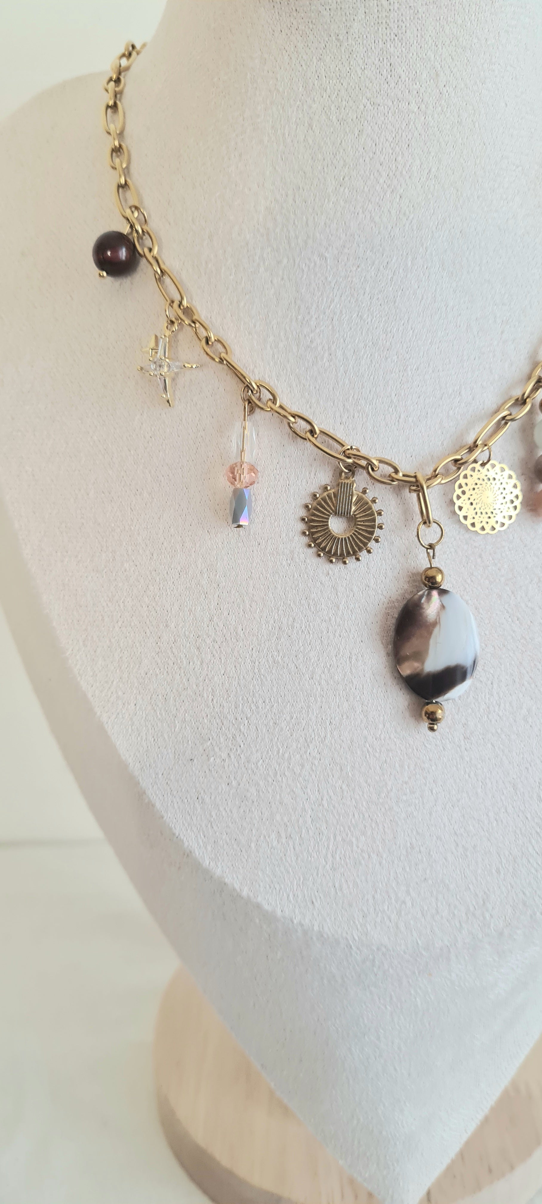 Collier en acier inoxydable, nacre , pierre naturelle Loana