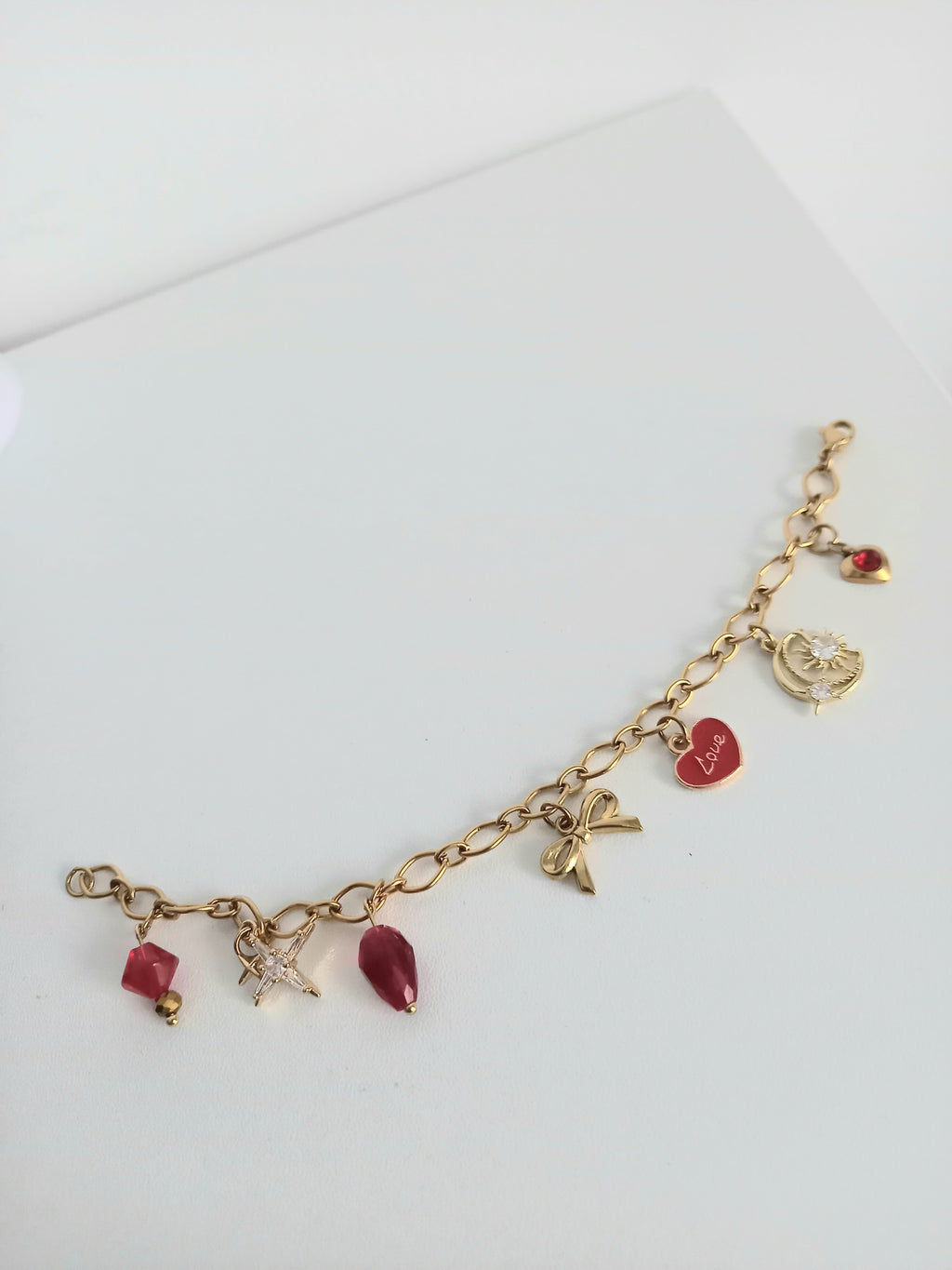 Bracelet Rouge & Or - Breloques Verre Bohème Femme Fait Main