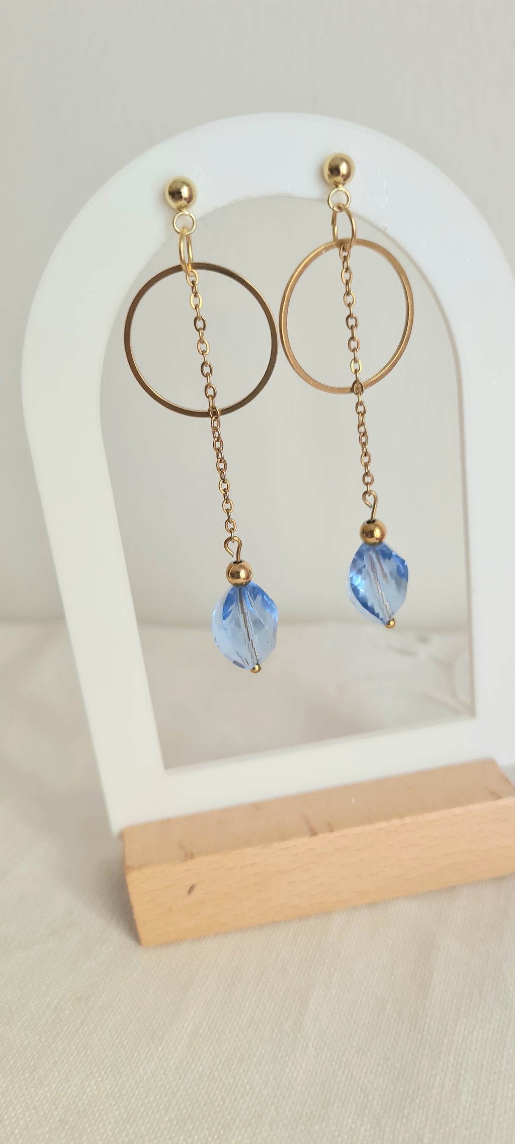 Boucles d'oreilles Élisabeth – Perle en cristal & acier inoxydable