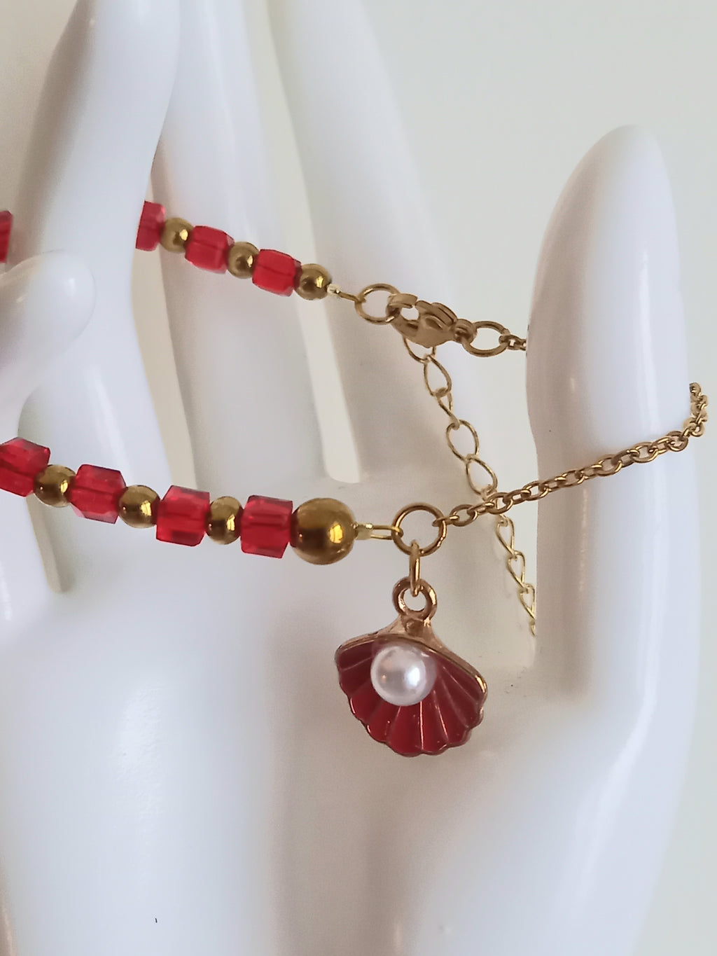 Bracelet en acier inoxydable,perles  verre , rouge passion