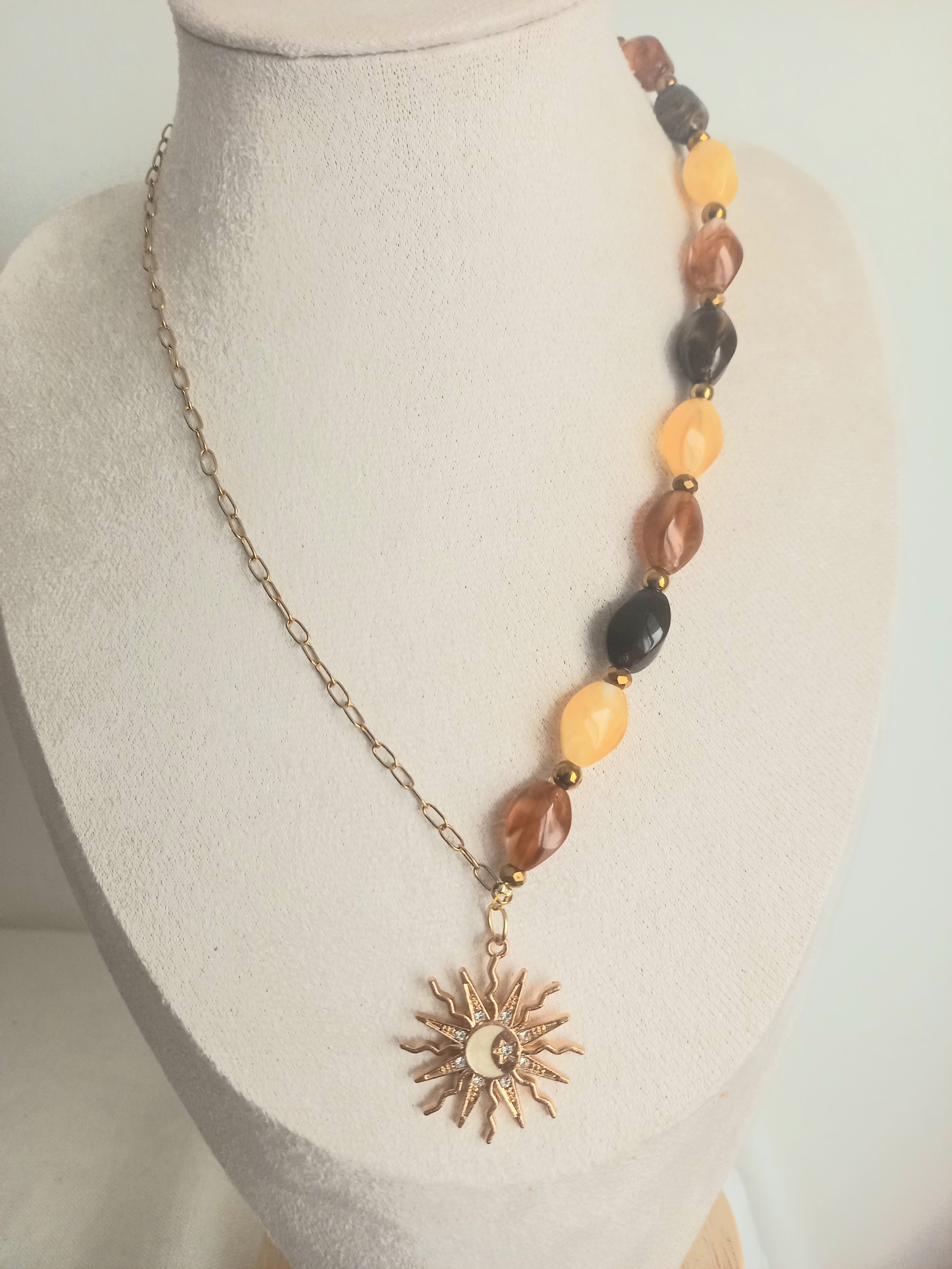 Collier acier inoxydable et tendance hanna